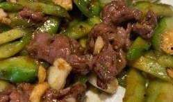 牛肉店吃瓜,一场意外的美食之旅