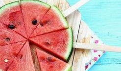 吃瓜小摆件,揭秘吃瓜小摆件的趣味与魅力