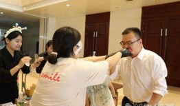 教官们集体吃瓜,揭秘军营里的欢乐时光