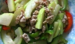 虫子吃瓠瓜,自然界的和谐共生与生态平衡