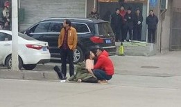 群众吃瓜路带风,揭秘群众热议背后的社会现象