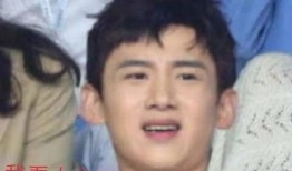 白敬亭直播吃瓜,揭秘娱乐圈幕后故事