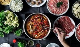 火锅店吃瓜,一场味蕾与八卦的狂欢
