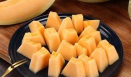 吃货吃哈密瓜奶冰,舌尖上的甜蜜诱惑