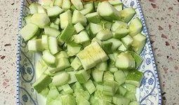 小孩吃角瓜好吗,小孩食用好处多多