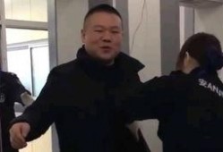 内娱现场吃瓜,揭秘明星们的“吃瓜”瞬间