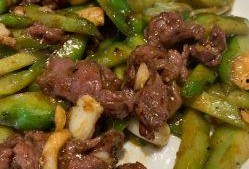 牛肉店吃瓜,一场意外的美食之旅