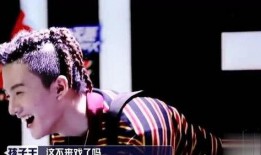 吃瓜偶遇初恋,初恋重逢的甜蜜邂逅