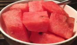 西昌月华李嫂吃瓜,一场别开生面的夏日盛宴