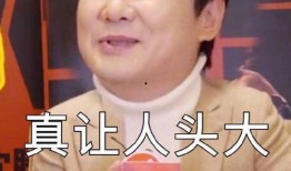 模仿妈妈吃瓜表情,笑出“瓜”子味儿