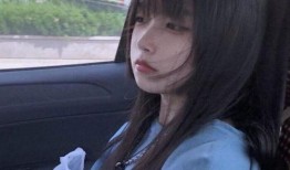 美女吃瓜吃货主播图片高清,美女主播化身吃货达人，高清美图尽展魅力