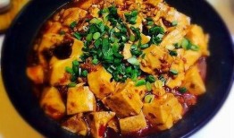 吃辣豆腐再吃瓜,味蕾的双重盛宴