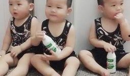 满级小孩吃瓜视频